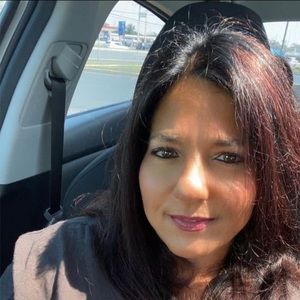 Meet your Posher, Christine